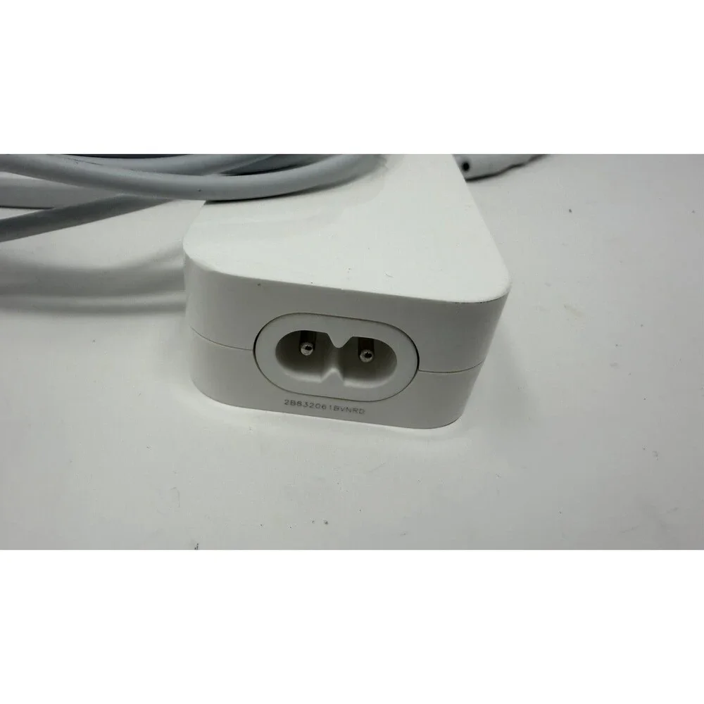 Apple Model A1202 Power Supply Input AC 100 -240V 50-60Hz 0.5A Output 12.V==1.8A